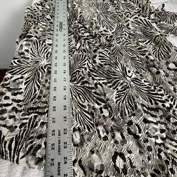 Easywear By Chico's Women's Animal Print 3/4 Sleeve Open Front Cardigan Gray 1 - Picture 7 of 7